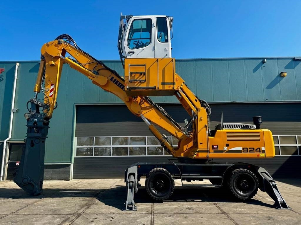 Liebherr A 924 C - Překládkové rypadlo: obrázek 1 Liebherr A 924 C - Překládkové rypadlo: obrázek 1