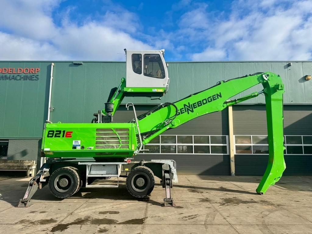 Sennebogen 821M E - Překládkové rypadlo: obrázek 4 Sennebogen 821M E - Překládkové rypadlo: obrázek 4