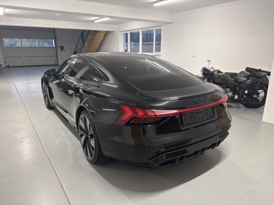 Audi e-tron GT Vollaustattung - Osobní auto: obrázek 4 Audi e-tron GT Vollaustattung - Osobní auto: obrázek 4
