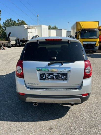 Chevrolet Captiva 3,2 V6 - SUV: obrázek 5 Chevrolet Captiva 3,2 V6 - SUV: obrázek 5