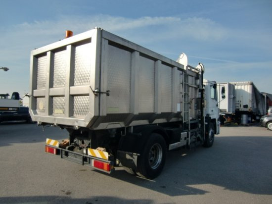 MAN 19.342 Tierkörperverwertung Sonderaufbau, Blattgefedert - Komunální/ Speciální technika, Nákladní auto: obrázek 4 MAN 19.342 Tierkörperverwertung Sonderaufbau, Blattgefedert - Komunální/ Speciální technika, Nákladní auto: obrázek 4