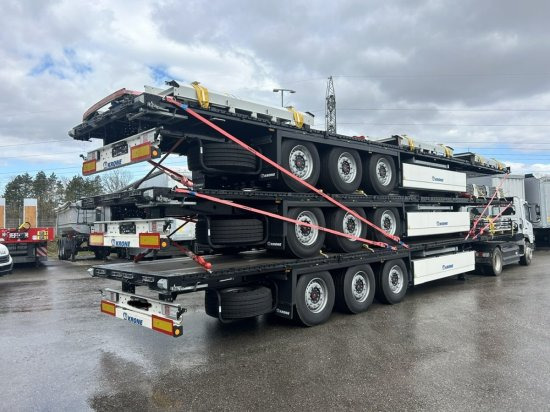 Krone Bordwandplanenauflieger , Einsteckrungen, Liftachse, SAF-Achsen, - Plachtový návěs: obrázek 2 Krone Bordwandplanenauflieger , Einsteckrungen, Liftachse, SAF-Achsen, - Plachtový návěs: obrázek 2