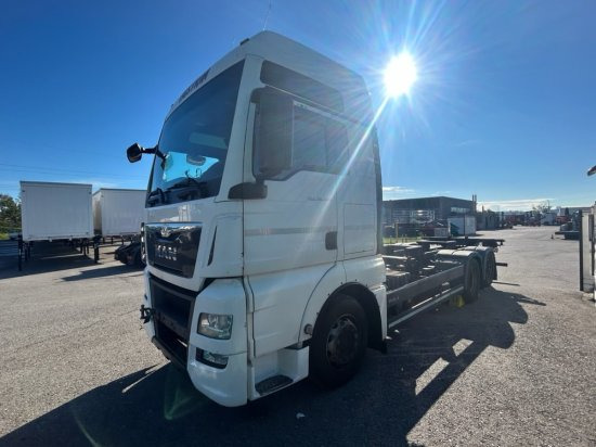 MAN TGX 26.440 BDF, XXL, Retarder, Automatik, E6, Liftachse, Motorschaden, Kurbelwellenschaden - Kontejnérový podvozek/ Výměnná nástavba: obrázek 3 MAN TGX 26.440 BDF, XXL, Retarder, Automatik, E6, Liftachse, Motorschaden, Kurbelwellenschaden - Kontejnérový podvozek/ Výměnná nástavba: obrázek 3