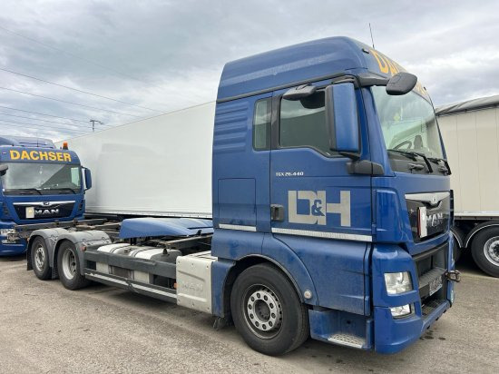 MAN TGX 26.440 XLX 6x2 Liftachse, Euro 6, Retarder, Motorschaden - Kontejnérový podvozek/ Výměnná nástavba: obrázek 1 MAN TGX 26.440 XLX 6x2 Liftachse, Euro 6, Retarder, Motorschaden - Kontejnérový podvozek/ Výměnná nástavba: obrázek 1