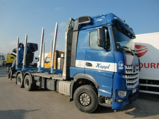 Mercedes-Benz Arocs 3353 6x4 Holztransp., Palfinger Kran Epsilon - Lesovůz, Auto s hydraulickou rukou: obrázek 1 Mercedes-Benz Arocs 3353 6x4 Holztransp., Palfinger Kran Epsilon - Lesovůz, Auto s hydraulickou rukou: obrázek 1
