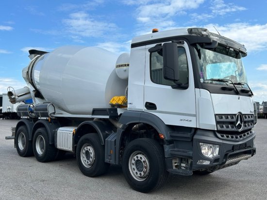 Mercedes-Benz Arocs 3743, 8x4 Betonmischer, Euro 6, 9m³ Liebherr Mischer - Autodomíchávač: obrázek 2 Mercedes-Benz Arocs 3743, 8x4 Betonmischer, Euro 6, 9m³ Liebherr Mischer - Autodomíchávač: obrázek 2