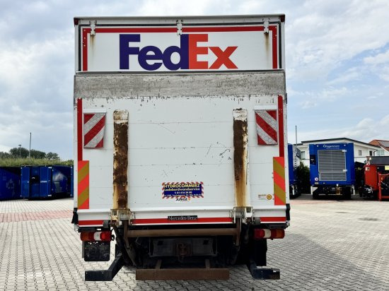 Mercedes-Benz Atego 1524 Koffer mit Hebebühne - Skříňový nákladní auto: obrázek 5 Mercedes-Benz Atego 1524 Koffer mit Hebebühne - Skříňový nákladní auto: obrázek 5