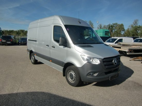 Mercedes-Benz Sprinter 319 CDI Standard, el.Schiebetür ,Exportpreis ohne Nova - Furgon: obrázek 3 Mercedes-Benz Sprinter 319 CDI Standard, el.Schiebetür ,Exportpreis ohne Nova - Furgon: obrázek 3
