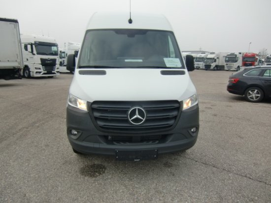 Mercedes-Benz Sprinter 319 CDI Standard, el.Schiebetür ,Exportpreis ohne Nova - Furgon: obrázek 2 Mercedes-Benz Sprinter 319 CDI Standard, el.Schiebetür ,Exportpreis ohne Nova - Furgon: obrázek 2