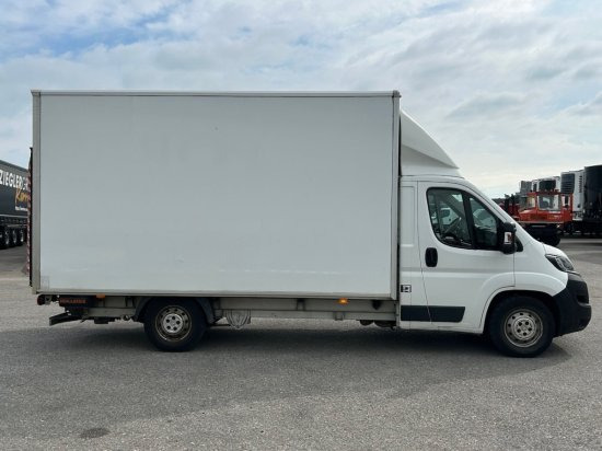 Peugeot Boxer, Koffer mit Hebebühne/LBW - Dodávka skřín: obrázek 4 Peugeot Boxer, Koffer mit Hebebühne/LBW - Dodávka skřín: obrázek 4