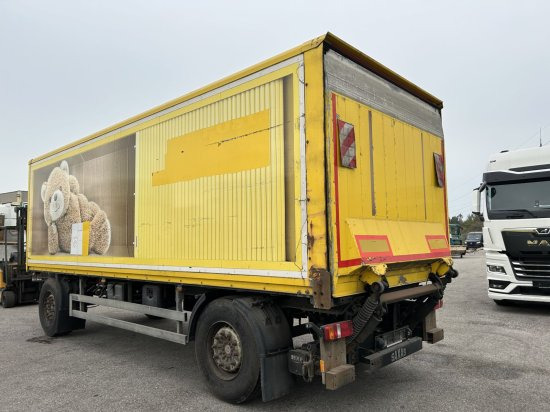 Saxas, Anhängewagen Kofferaufbau mit Hebebühne - Skříňový přívěs: obrázek 4 Saxas, Anhängewagen Kofferaufbau mit Hebebühne - Skříňový přívěs: obrázek 4
