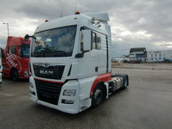MAN TGX 18.460 XLX Low Deck, Automatik, E6, höhenverstellbare Sattelplatte - Tahač: obrázek 1 MAN TGX 18.460 XLX Low Deck, Automatik, E6, höhenverstellbare Sattelplatte - Tahač: obrázek 1