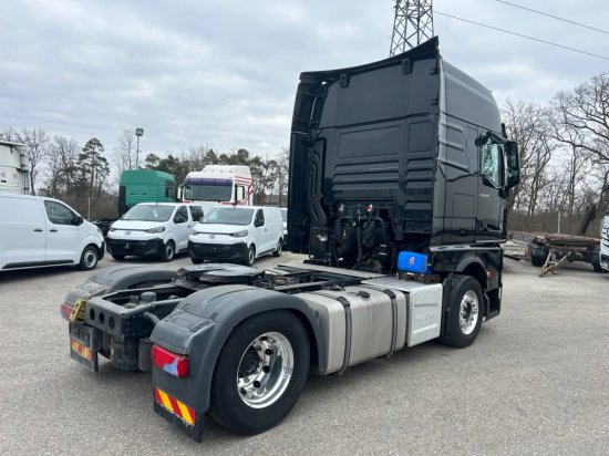 MAN TGX 18.510 BLS, Alufelgen, Intarder, Standklima, EURO 6 - Tahač: obrázek 4 MAN TGX 18.510 BLS, Alufelgen, Intarder, Standklima, EURO 6 - Tahač: obrázek 4
