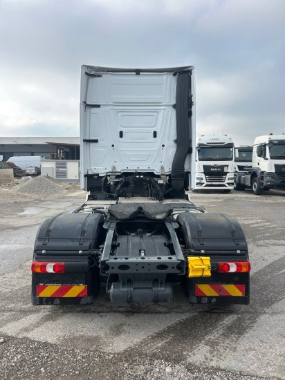 Mercedes-Benz 1851 Gigaspace, Retarder, Mirror-Cam, E6 - Tahač: obrázek 5 Mercedes-Benz 1851 Gigaspace, Retarder, Mirror-Cam, E6 - Tahač: obrázek 5