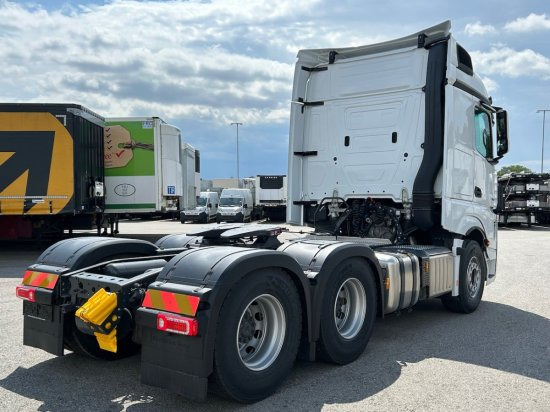 Mercedes-Benz Actros L 3351 6x4, Retarder, nur auf Miete oder Mietkauf - Tahač: obrázek 5 Mercedes-Benz Actros L 3351 6x4, Retarder, nur auf Miete oder Mietkauf - Tahač: obrázek 5