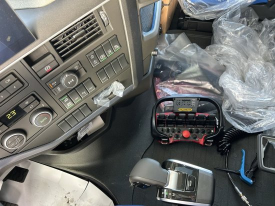 Nový Sklápěč Volvo FH 500 3-Seiten Meiller Kipper mit Palfinger PK22002EH, Retarder,: obrázek 13