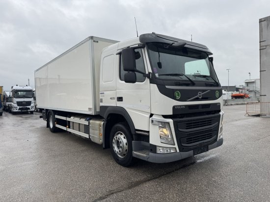 Volvo FM 420, Schlafkabine Koffer mit Ladebordwand - Skříňový nákladní auto: obrázek 3 Volvo FM 420, Schlafkabine Koffer mit Ladebordwand - Skříňový nákladní auto: obrázek 3