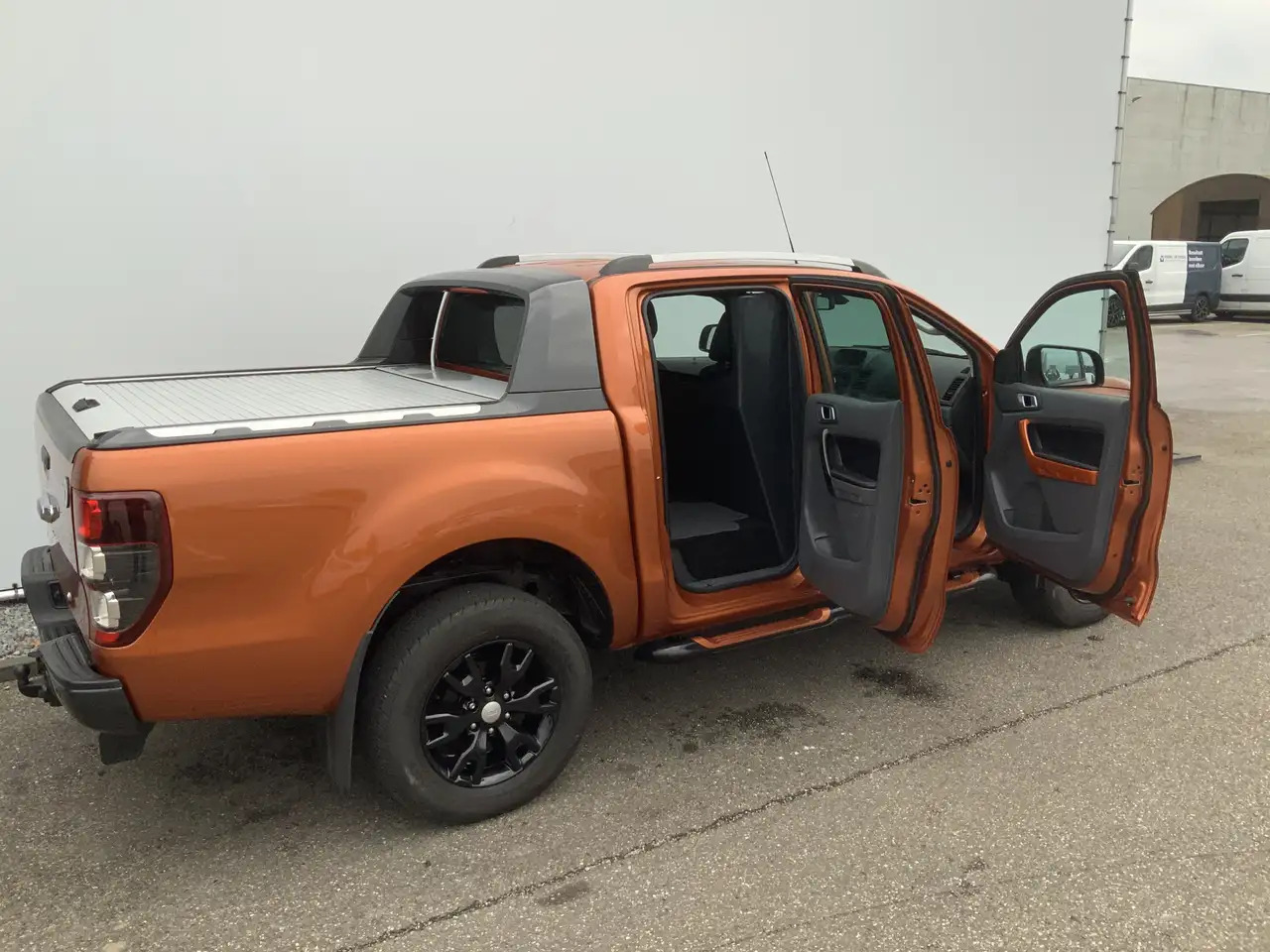 Pick-up Ford Ranger 3.2 TDCi Wildtrak Super Automaat Cab Airco Cruise: obrázek 28 Pick-up Ford Ranger 3.2 TDCi Wildtrak Super Automaat Cab Airco Cruise: obrázek 28