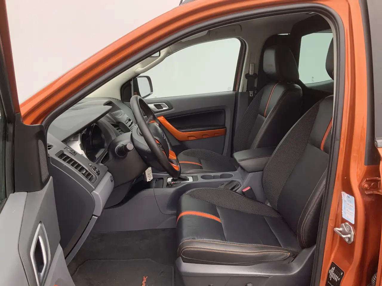 Ford Ranger 3.2 TDCi Wildtrak Super Automaat Cab Airco Cruise - Pick-up: obrázek 4 Ford Ranger 3.2 TDCi Wildtrak Super Automaat Cab Airco Cruise - Pick-up: obrázek 4