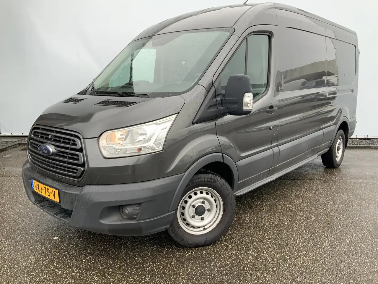 Ford Transit 330 2.2 TDCI L3H3 Ambiente Airco 3 Zits Euro 5 - Furgon: obrázek 1 Ford Transit 330 2.2 TDCI L3H3 Ambiente Airco 3 Zits Euro 5 - Furgon: obrázek 1