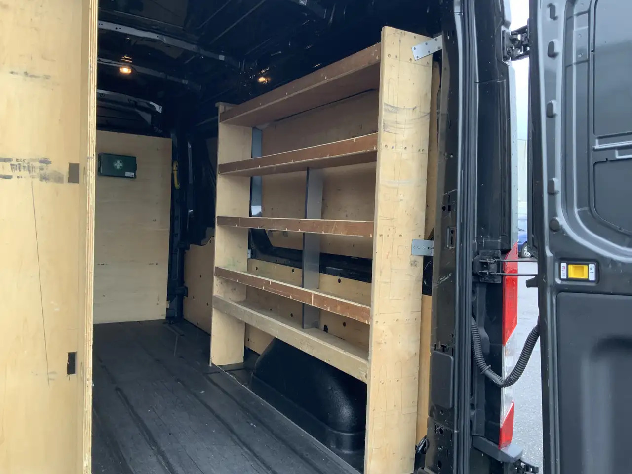Furgon Ford Transit 330 2.2 TDCI L3H3 Ambiente Airco 3 Zits Euro 5: obrázek 22