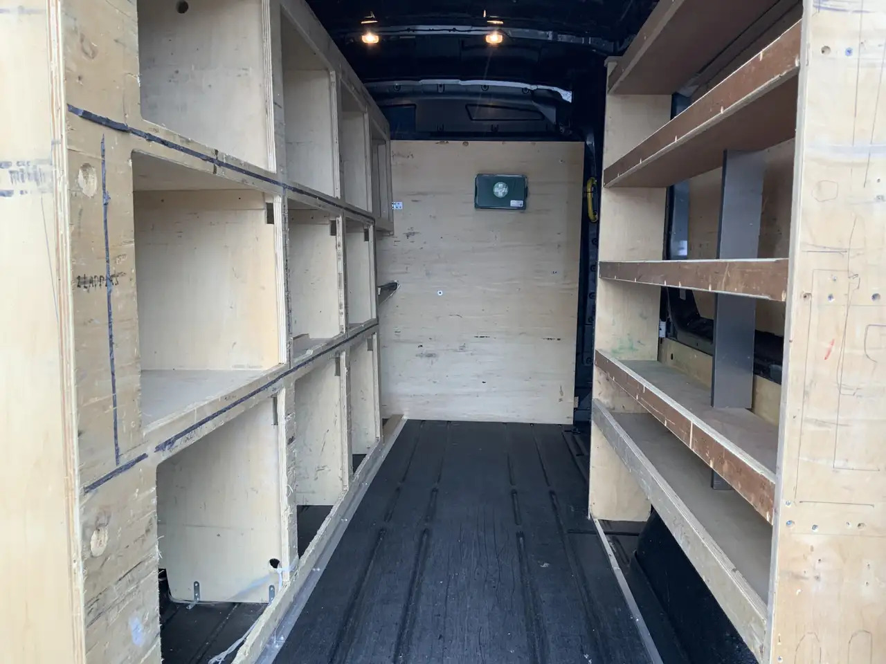 Furgon Ford Transit 330 2.2 TDCI L3H3 Ambiente Airco 3 Zits Euro 5: obrázek 21