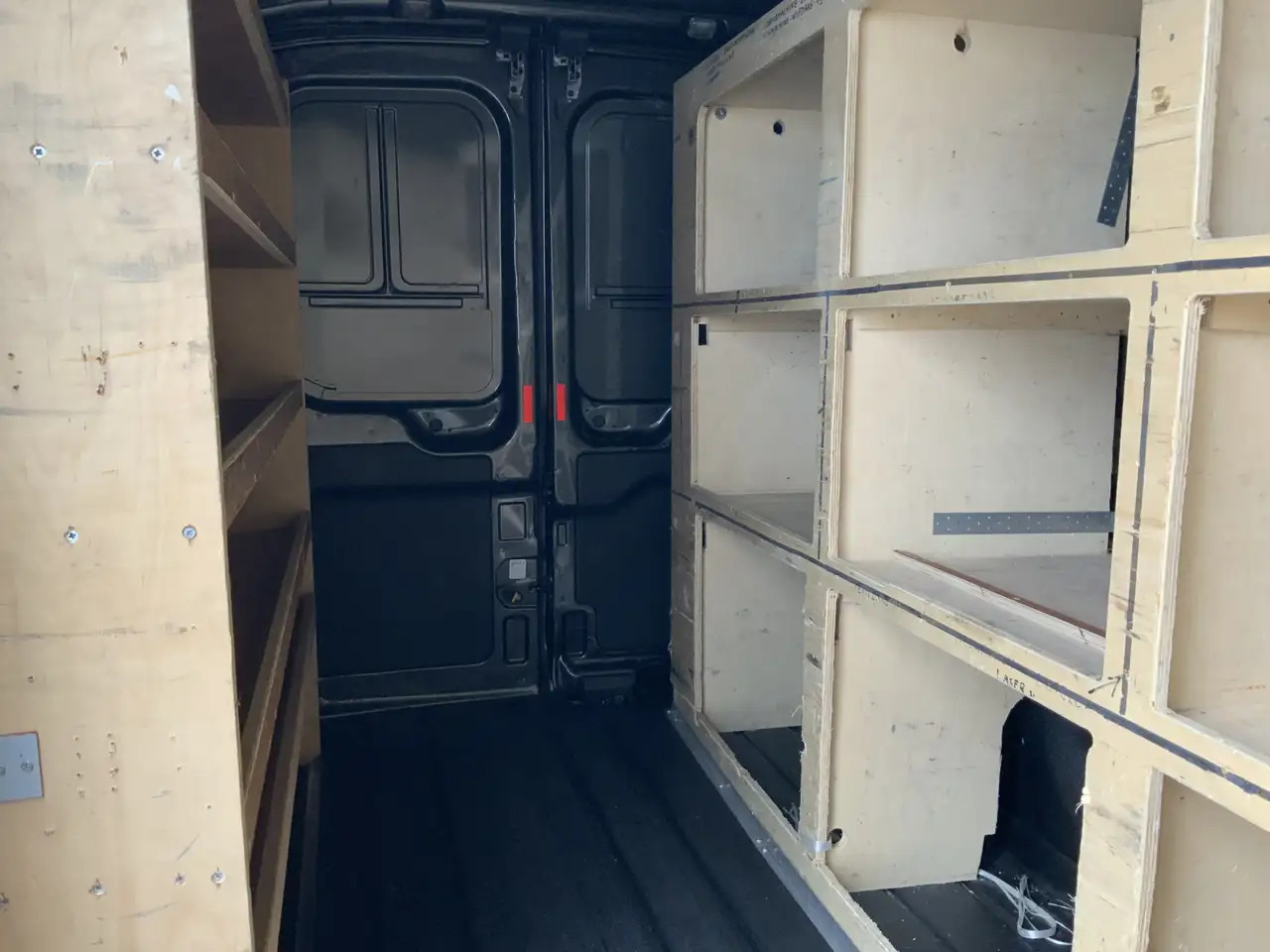 Furgon Ford Transit 330 2.2 TDCI L3H3 Ambiente Airco 3 Zits Euro 5: obrázek 18