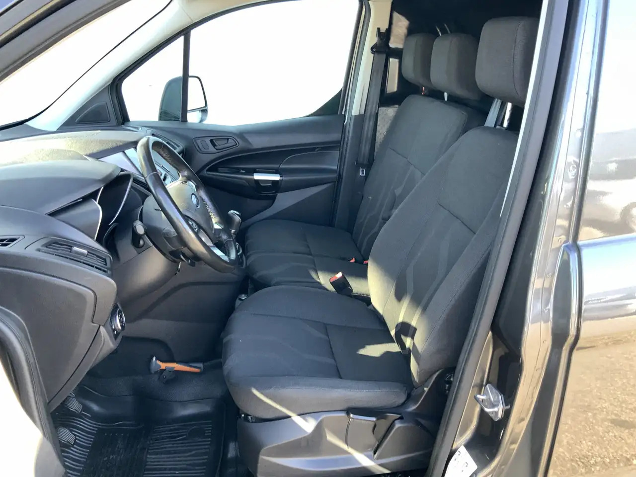 Ford Transit Connect 1.5 TDCI L2 Trend Airco Cruise 3 Zits DakDragers C - Malá dodávka: obrázek 4 Ford Transit Connect 1.5 TDCI L2 Trend Airco Cruise 3 Zits DakDragers C - Malá dodávka: obrázek 4