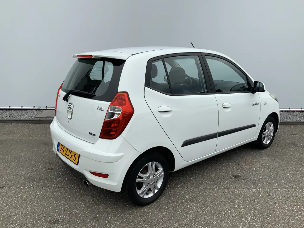 Hyundai i10 1.0 Pro 54083 KM! Airco, Lichtmetalen Wielen! - Hatchback: obrázek 5 Hyundai i10 1.0 Pro 54083 KM! Airco, Lichtmetalen Wielen! - Hatchback: obrázek 5