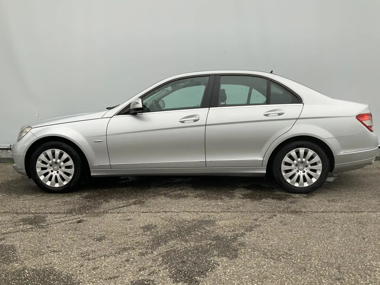 Mercedes-Benz C 200 K Elegance UNIEK ! Airco Compressor Alu Velg Euro - Sedan: obrázek 3 Mercedes-Benz C 200 K Elegance UNIEK ! Airco Compressor Alu Velg Euro - Sedan: obrázek 3