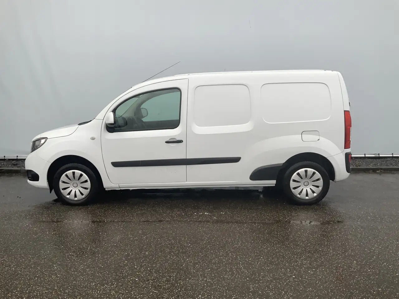 Mercedes-Benz Citan 109 CDI BlueEFFICIENCY Extra Lang Maxi Airco Euro - Malá dodávka, Dodávka s dvojitou kabinou: obrázek 3 Mercedes-Benz Citan 109 CDI BlueEFFICIENCY Extra Lang Maxi Airco Euro - Malá dodávka, Dodávka s dvojitou kabinou: obrázek 3