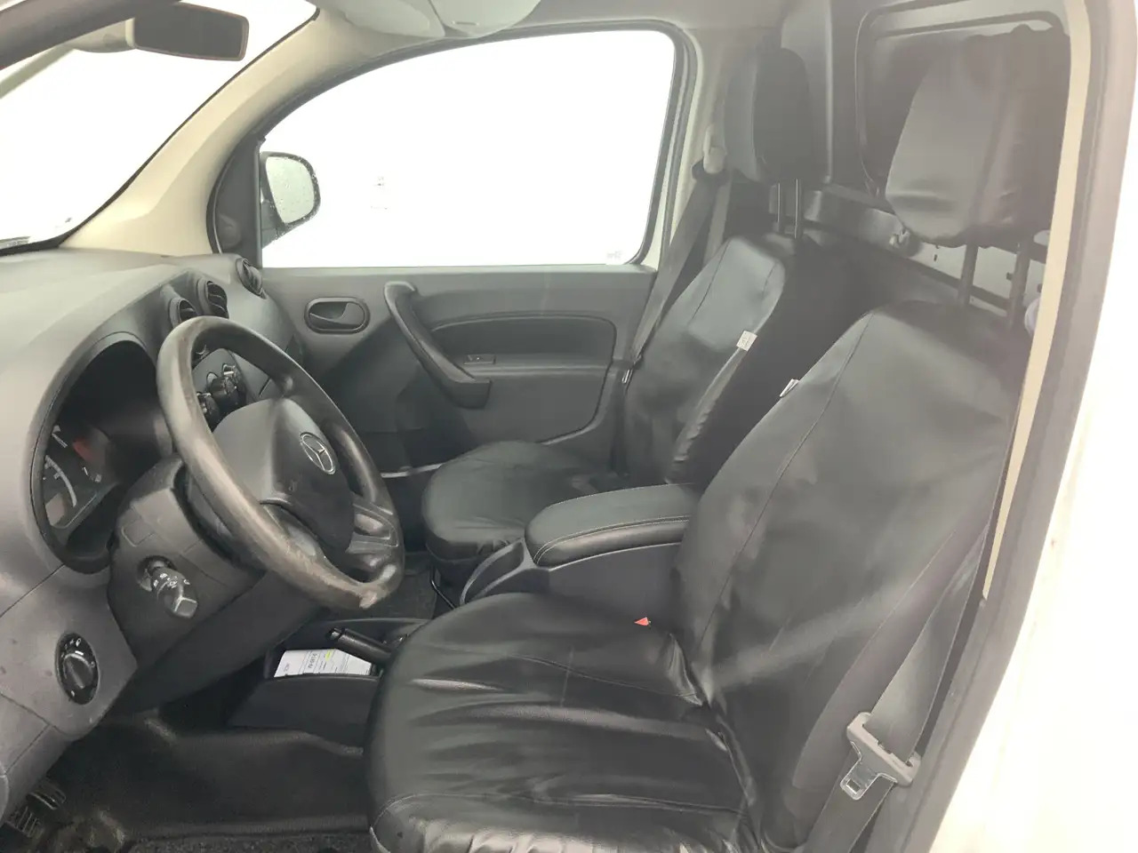 Mercedes-Benz Citan 109 CDI BlueEFFICIENCY Extra Lang Maxi Airco Euro - Malá dodávka, Dodávka s dvojitou kabinou: obrázek 4 Mercedes-Benz Citan 109 CDI BlueEFFICIENCY Extra Lang Maxi Airco Euro - Malá dodávka, Dodávka s dvojitou kabinou: obrázek 4