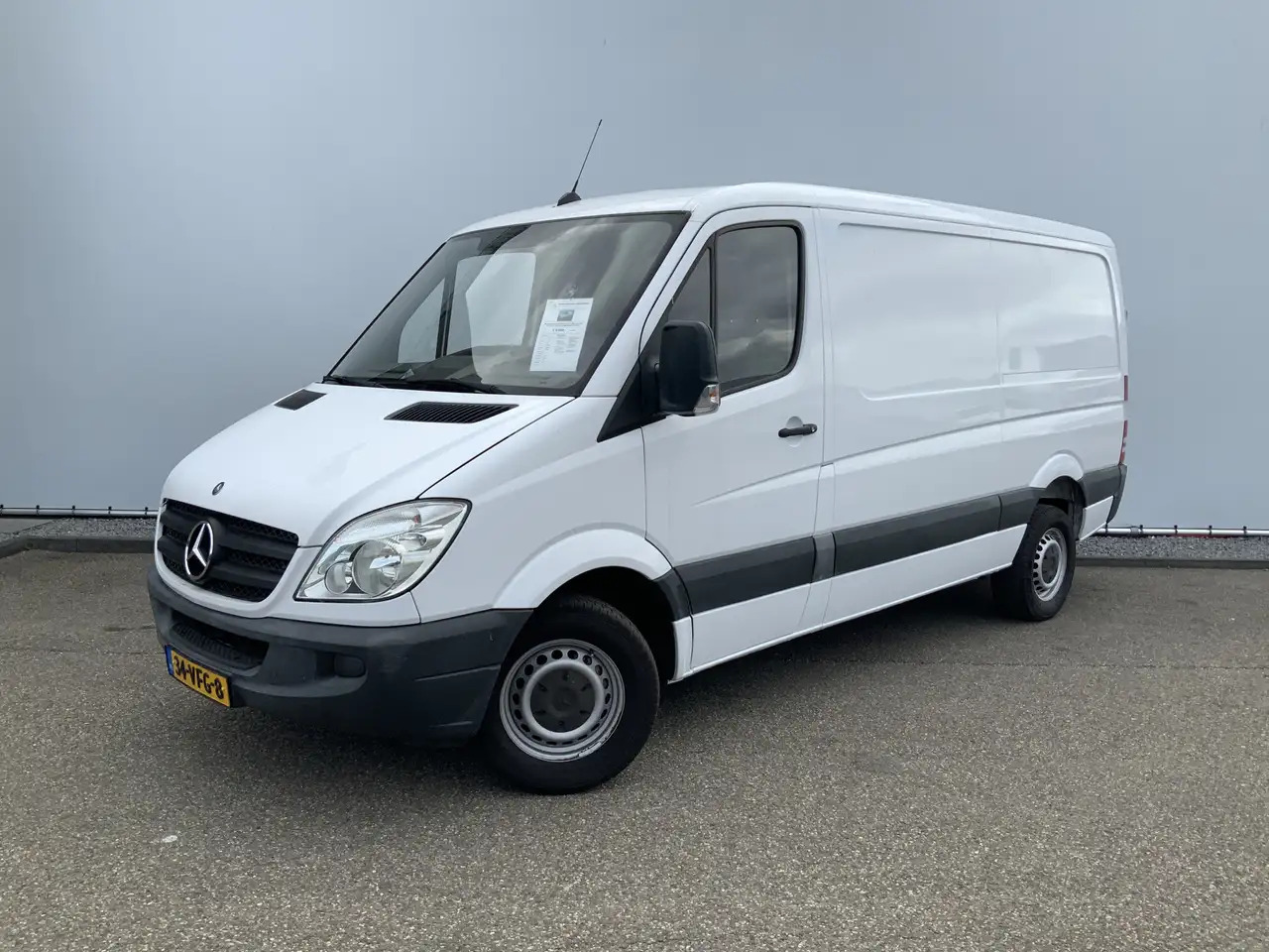 Mercedes-Benz Sprinter 311 2.2 CDI 366 L2 H1 Automaat Trekhaak 2800 kg 3 - Furgon: obrázek 1 Mercedes-Benz Sprinter 311 2.2 CDI 366 L2 H1 Automaat Trekhaak 2800 kg 3 - Furgon: obrázek 1