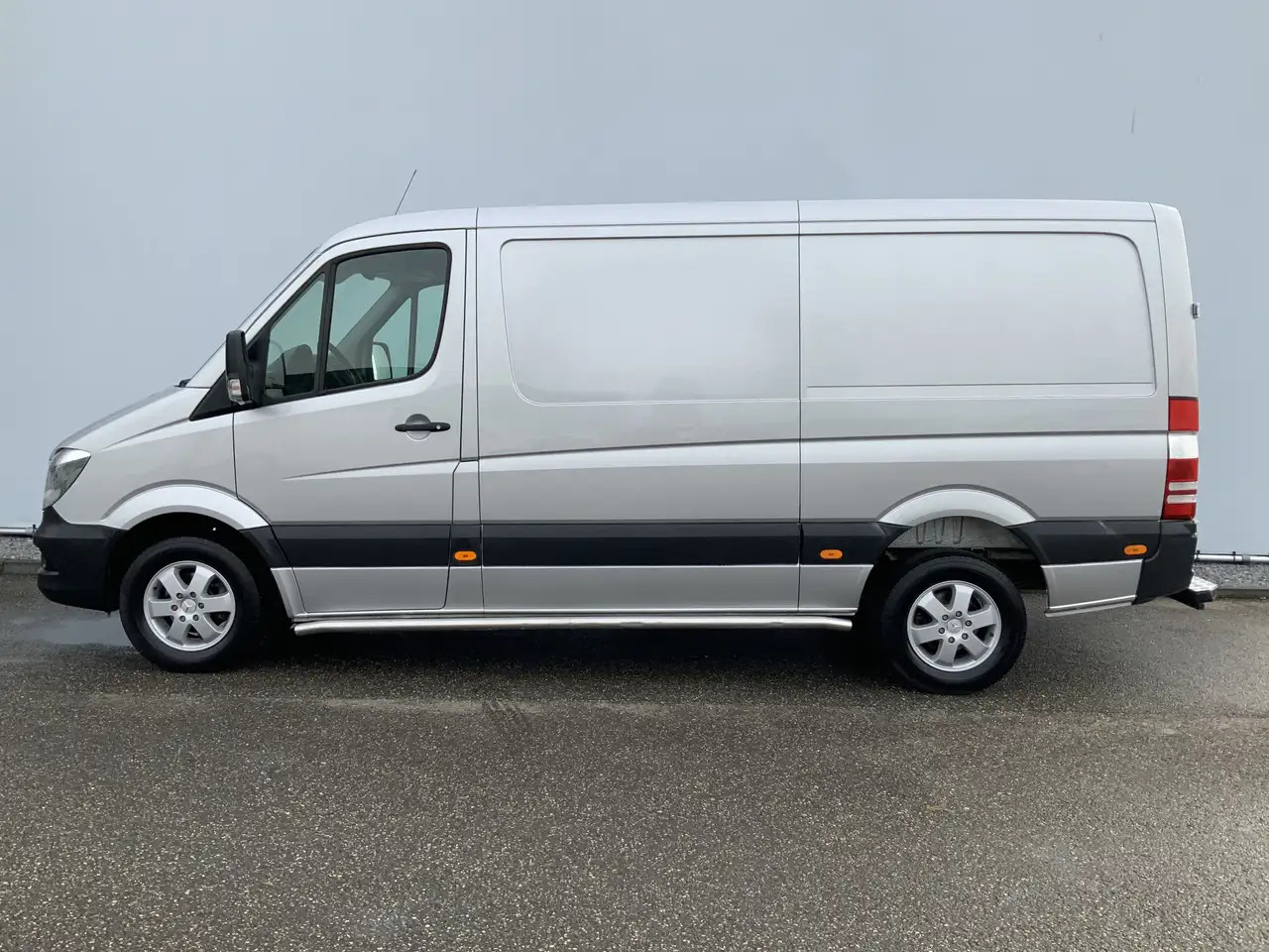 Mercedes-Benz Sprinter 313 2.2 CDI 366 HDAirco Alu Velg Side Bar Trekhaak - Furgon: obrázek 3 Mercedes-Benz Sprinter 313 2.2 CDI 366 HDAirco Alu Velg Side Bar Trekhaak - Furgon: obrázek 3