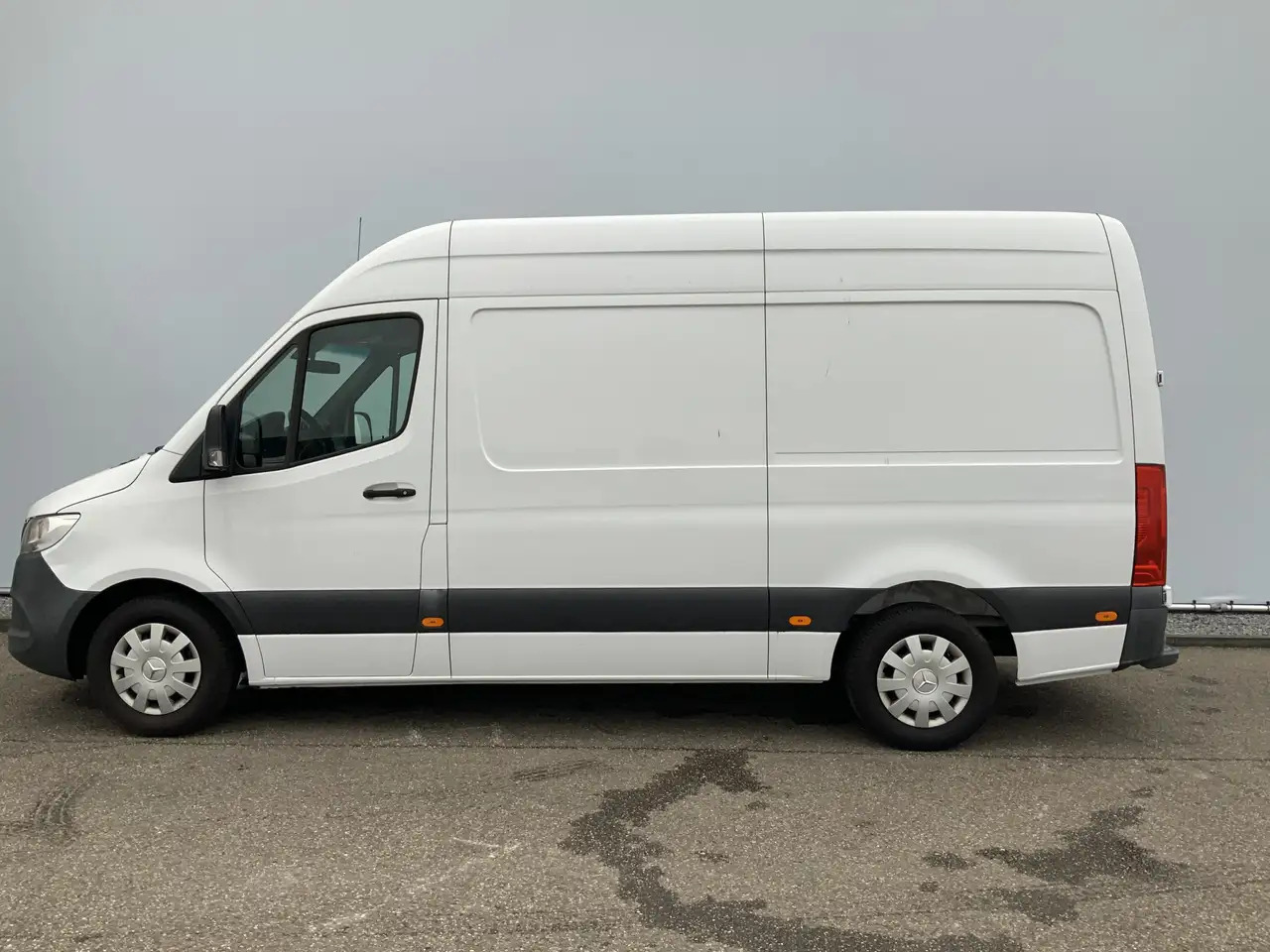 Mercedes-Benz Sprinter 314 2.2 CDI L2H1 EURO VI-D Airco Camera 3 Zits Ext - Furgon: obrázek 4 Mercedes-Benz Sprinter 314 2.2 CDI L2H1 EURO VI-D Airco Camera 3 Zits Ext - Furgon: obrázek 4