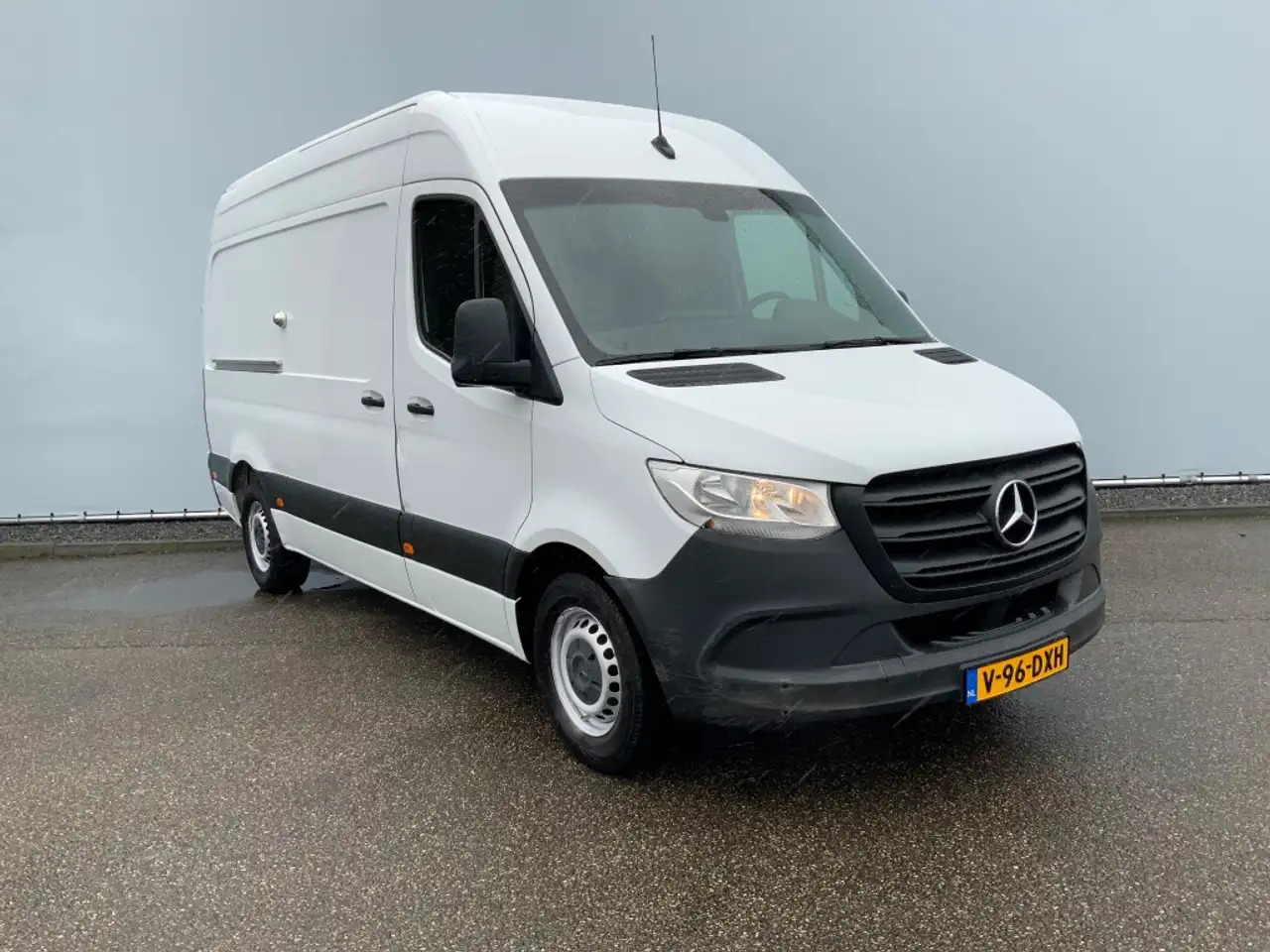 Mercedes-Benz Sprinter 316 2.2 CDI 366 L2 H2 Airco 2 Zits Euro 6 - Furgon: obrázek 2 Mercedes-Benz Sprinter 316 2.2 CDI 366 L2 H2 Airco 2 Zits Euro 6 - Furgon: obrázek 2