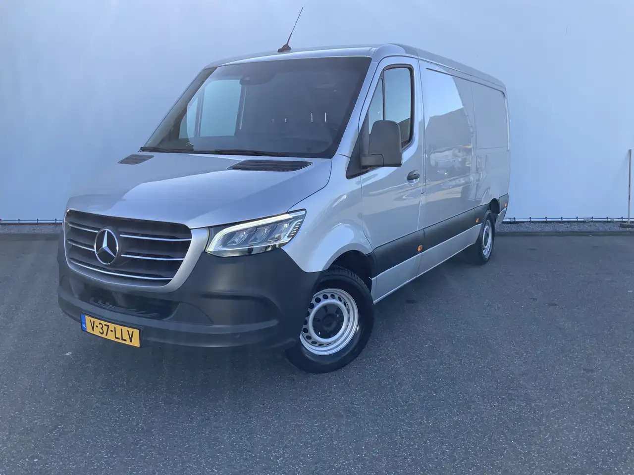 Mercedes-Benz Sprinter 316 2.2 CDI 366 L2H1 Automaat M BUX Airco Camera C - Furgon: obrázek 1 Mercedes-Benz Sprinter 316 2.2 CDI 366 L2H1 Automaat M BUX Airco Camera C - Furgon: obrázek 1