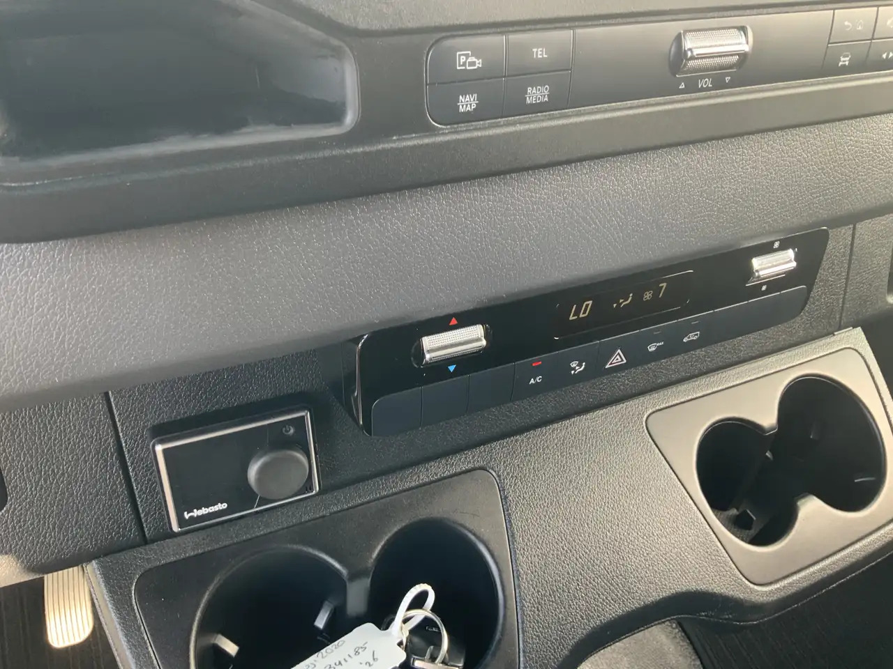 Furgon Mercedes-Benz Sprinter 316 2.2 CDI L2H2 DC Automaat Cruise Airco 3 Zits W: obrázek 13 Furgon Mercedes-Benz Sprinter 316 2.2 CDI L2H2 DC Automaat Cruise Airco 3 Zits W: obrázek 13