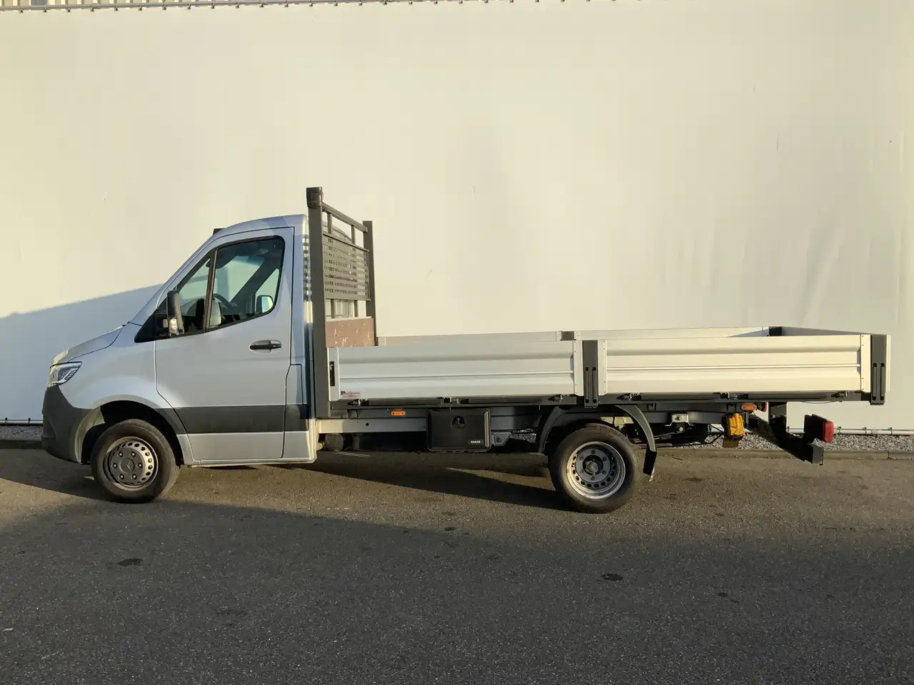 Mercedes-Benz Sprinter 519 1.9 CDI L2 RWD Pick Up Automaat Airco Cruise N - Dodávka valník: obrázek 4 Mercedes-Benz Sprinter 519 1.9 CDI L2 RWD Pick Up Automaat Airco Cruise N - Dodávka valník: obrázek 4