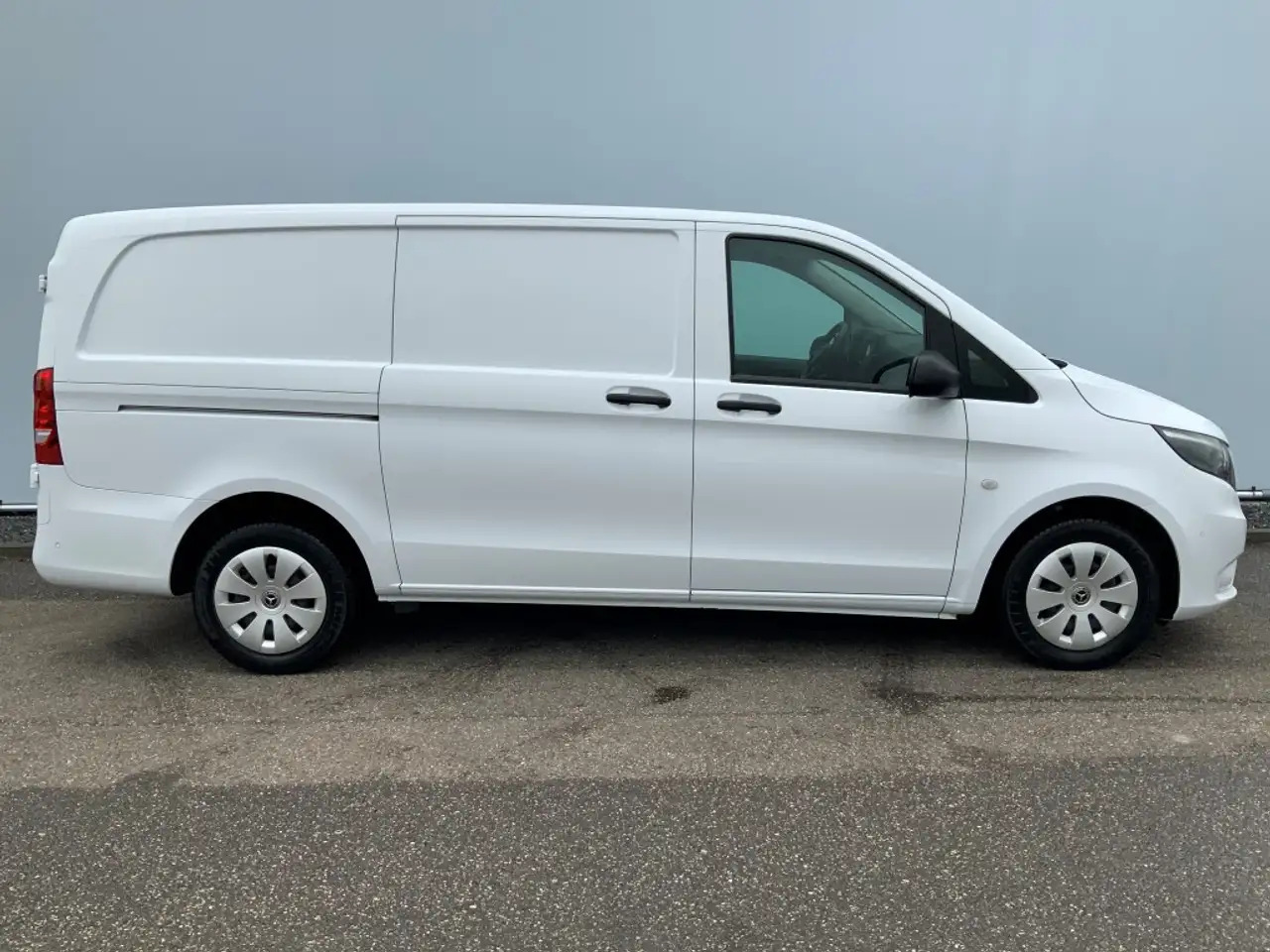 Mercedes-Benz Vito 110 CDI L2 Airco Cruise 2 Zits Euro 6 - Malá dodávka: obrázek 4 Mercedes-Benz Vito 110 CDI L2 Airco Cruise 2 Zits Euro 6 - Malá dodávka: obrázek 4
