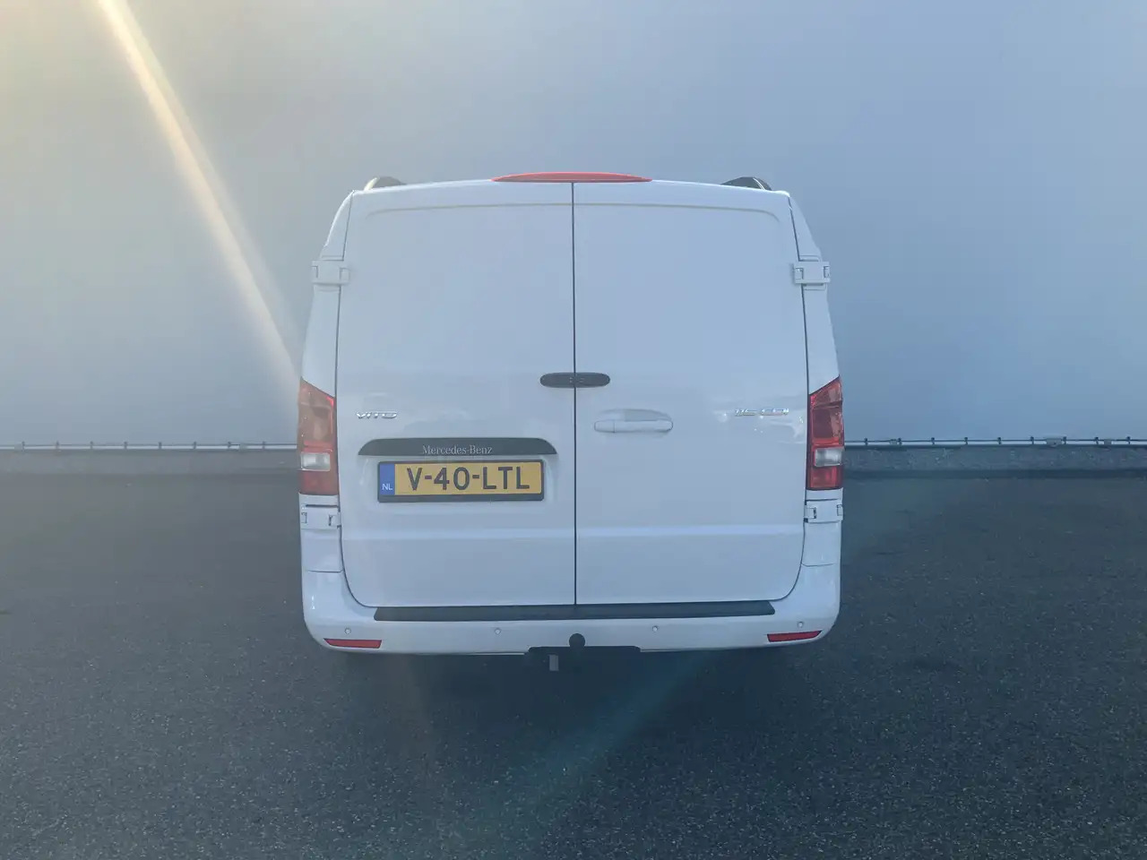Mercedes-Benz Vito 116 CDI Lang Airco Cruise Navi 3 Zits Alu Velg Tre - Furgon: obrázek 4 Mercedes-Benz Vito 116 CDI Lang Airco Cruise Navi 3 Zits Alu Velg Tre - Furgon: obrázek 4