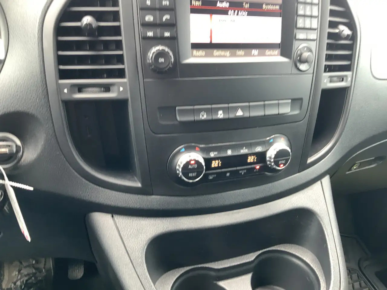 Mercedes-Benz Vito 116 CDI Lang Automaat Airco Cruise Camera Trekhaak - Furgon: obrázek 5 Mercedes-Benz Vito 116 CDI Lang Automaat Airco Cruise Camera Trekhaak - Furgon: obrázek 5