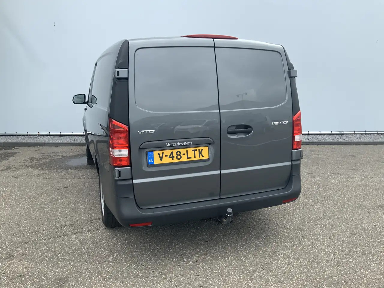 Mercedes-Benz Vito 116 CDI Lang Automaat Airco Cruise amera Navi Trek - Furgon: obrázek 2 Mercedes-Benz Vito 116 CDI Lang Automaat Airco Cruise amera Navi Trek - Furgon: obrázek 2