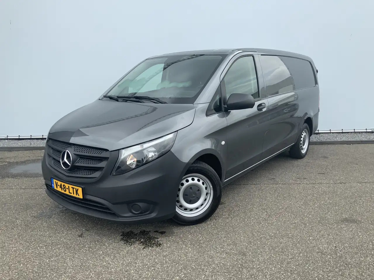 Mercedes-Benz Vito 116 CDI Lang Automaat Airco Cruise amera Navi Trek - Furgon: obrázek 1 Mercedes-Benz Vito 116 CDI Lang Automaat Airco Cruise amera Navi Trek - Furgon: obrázek 1