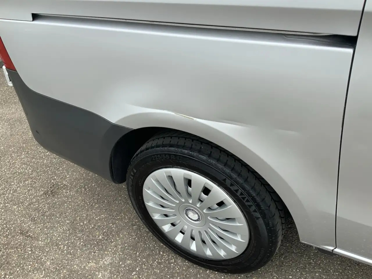 Mercedes-Benz Vito 119 CDI Lang Automaat Airco Cruise Trekhaak 2500 k - Furgon: obrázek 4 Mercedes-Benz Vito 119 CDI Lang Automaat Airco Cruise Trekhaak 2500 k - Furgon: obrázek 4