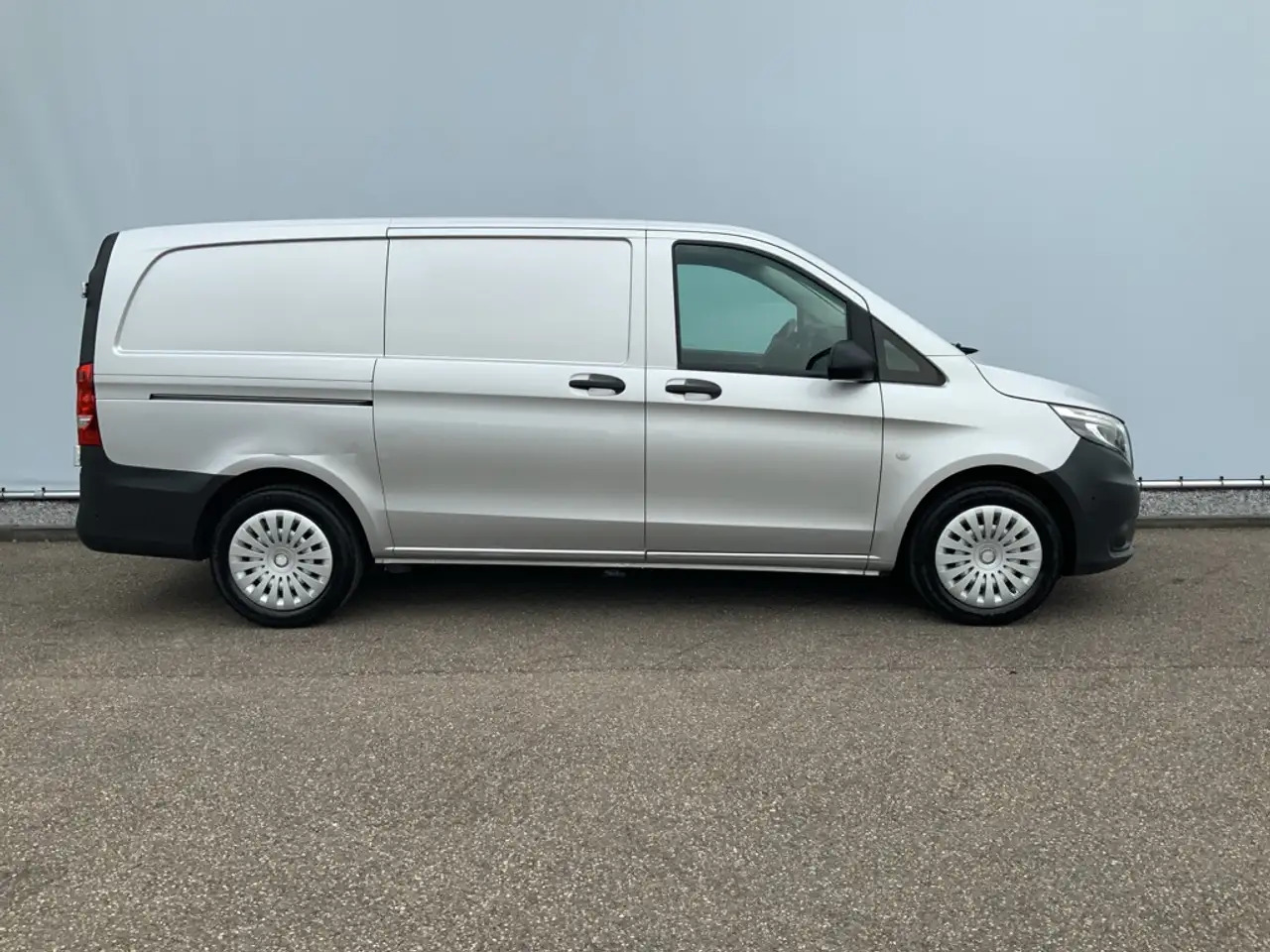 Mercedes-Benz Vito 119 CDI Lang Automaat Airco Cruise Trekhaak 2500 k - Furgon: obrázek 3 Mercedes-Benz Vito 119 CDI Lang Automaat Airco Cruise Trekhaak 2500 k - Furgon: obrázek 3