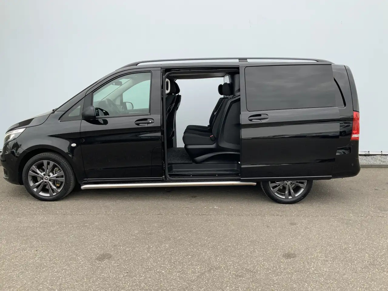Mercedes-Benz Vito 119 CDI Lang Automaat Dub Cab Dub Schuifdeur Airco - Dodávka s dvojitou kabinou: obrázek 4 Mercedes-Benz Vito 119 CDI Lang Automaat Dub Cab Dub Schuifdeur Airco - Dodávka s dvojitou kabinou: obrázek 4