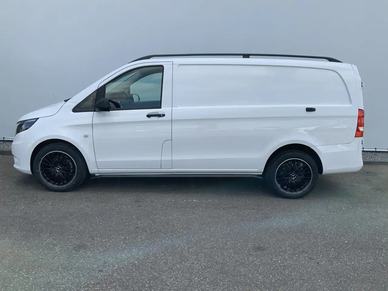 Mercedes-Benz Vito Automaat 116 CDI Lang 2 Airco Cruise 3 Zits Alu Ve - Furgon: obrázek 3 Mercedes-Benz Vito Automaat 116 CDI Lang 2 Airco Cruise 3 Zits Alu Ve - Furgon: obrázek 3