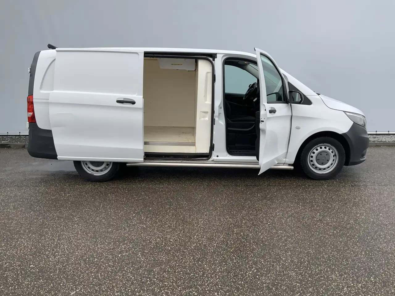 Mercedes-Benz Vito koeling konvekta Koelauto 111 CDI Functional Lang - Furgon: obrázek 4 Mercedes-Benz Vito koeling konvekta Koelauto 111 CDI Functional Lang - Furgon: obrázek 4