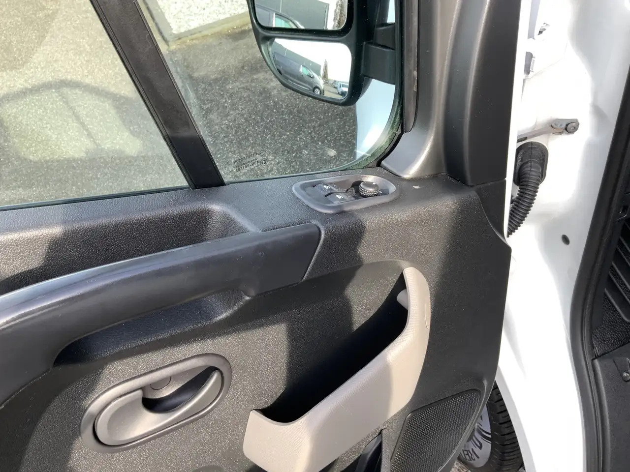 Furgon Nissan NV400 2.3 dCi L2H2 Optima L2H2 Airco Cruise Trekhaak 250: obrázek 7